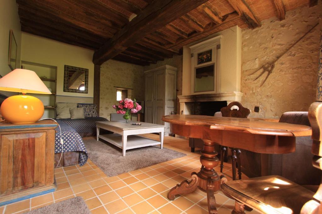 Domaine De Villeray Condeau Habitación foto